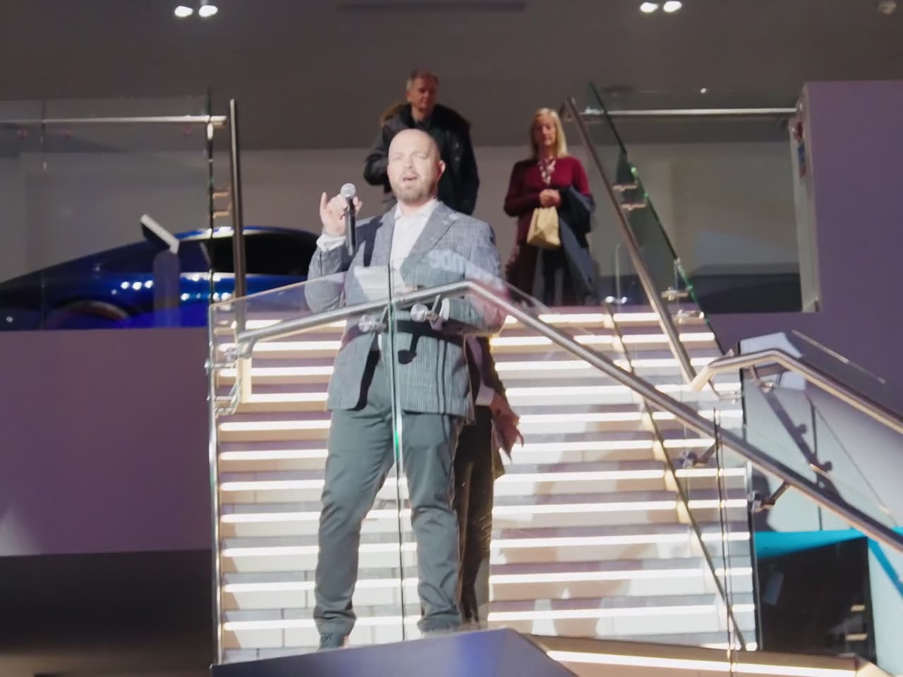 Speeches from the staircase